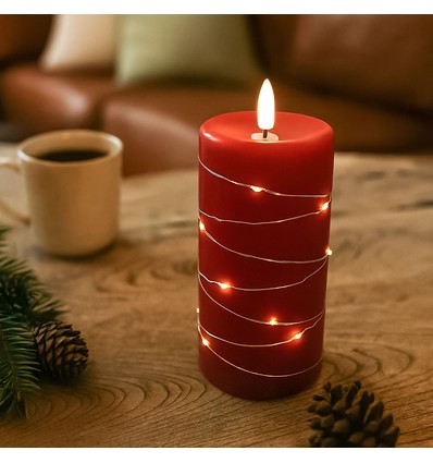 LED Blokklys med lyskjede, 15cm høy, flammeeffekt - Ø7,5cm, virker m. fjernkontroll, ekte stearin, rød