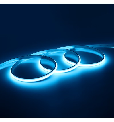 5m 9W/m Lyseblå Dot-free COB-LED-stripe - 24V DC, IP20, 240 LED/m, 5 års garanti