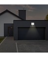 20W LED lyskaster med sensor og fast connector - 120lm/W, IP65, sort, 5 års garanti