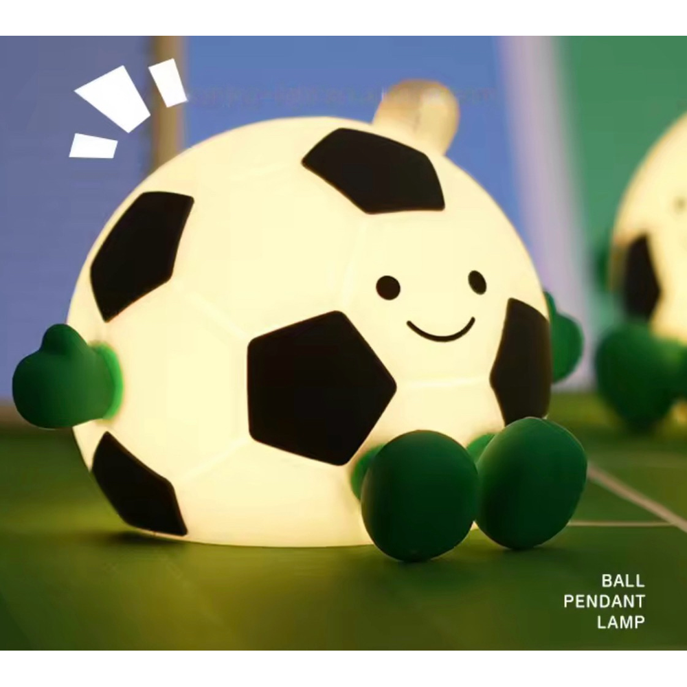 MOCHI Fotball nattlampe fargeskift + varmhvit - Dimbar, IP20 innendørs - Dimbar : Dimbar, Kulør : RGB + Varm Hvit