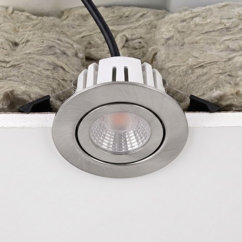 7W RA96 CCT + DimToWarm downlight til isolasjon - Dimbar, Hull: Ø6,8 cm, Mål: Ø9,3 cm, børstet stål