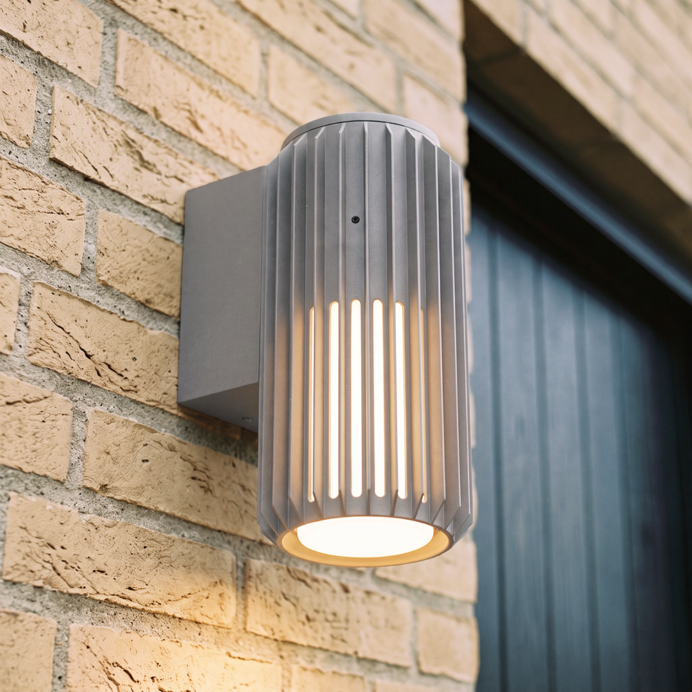 FYRON Wall vegglampe, Grå - E27, IP54 utendørs