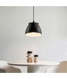 HOLM Sort Ø16cm pendel - E27 sokkel, 2m ledning, metall / tre