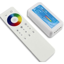 RGB+W LED strip tilbehør RGB+W controller med fjernkontroll - RF trådløs, 12V (192W), 24V (384W)