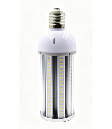 En kraftig E27 LED-pære med matt glass som gir høy lumenverdi for god belysning.