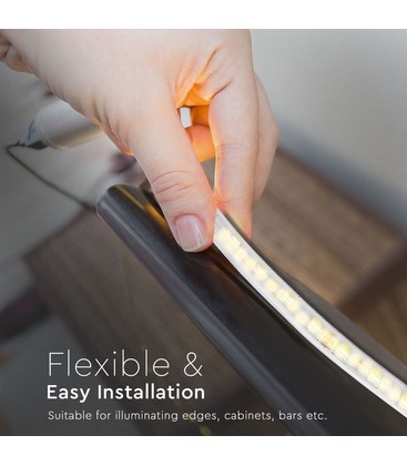 Montering av sprutsikker LED-strip som egner seg for bobil og utendørs bruk.